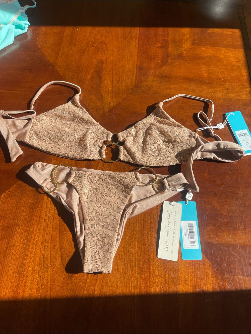 NWT beach bunny bikini XL top, M bottoms read description - Picture 5 of 10